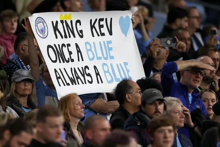 相比哈兰德 齐达内认为劳塔罗的踢球风格作用更大