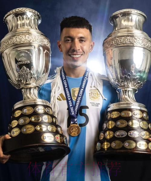 西甲官方:桑切斯-马丁内斯将执法国家德比 西甲官方:桑切斯-马丁内斯将执法国家德比