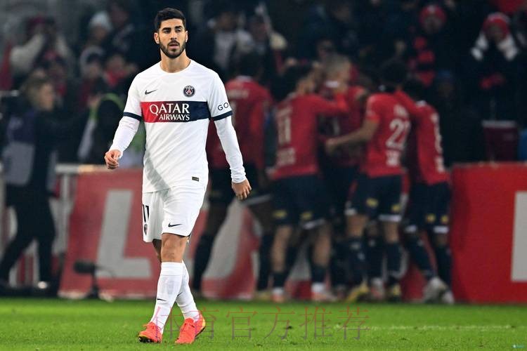 跟队记者:阿森西奥因肌肉伤势将缺席西超杯决赛 跟队记者:阿森西奥因肌肉伤势将缺席西超杯决赛